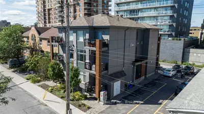 190 FORWARD Avenue D, West Centre Town, ON K1Y 1L2