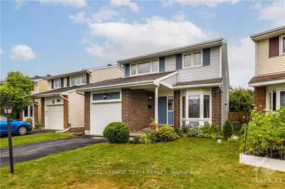 953 SNOWSHOE Crescent, Orleans - Convent Glen and Area, ON K1C 2Y3