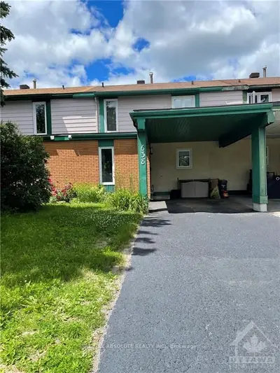 638 SEYTON Drive, Bells Corners and South to Fallowfield, ON K2H 7X5