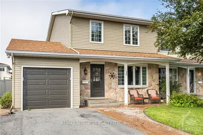 26 Bertona Street, South Of Baseline To Knoxdale, On K2g 0w1