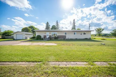 19533 17, Whitewater Region, ON K0J 1K0