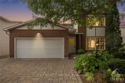 889 EXPLORER Lane, Orleans - Convent Glen and Area, ON K1C 2S3
