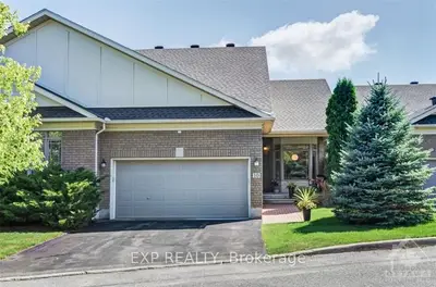 10 Waterford Way, Country Place - Pineglen - Crestview And Area, On K2e 7v4