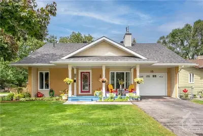 15 HOBIN Street, Stittsville - Munster - Richmond, ON K2S 0S1