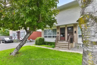 997 MEADOWLANDS Drive E, Mooneys Bay - Carleton Heights and Area, ON K2C 0K4