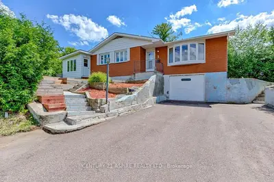 1 PARK Drive, Petawawa, ON K8H 2C9