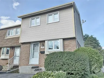 1723D LAMOUREUX Drive, Orleans - Cumberland and Area, ON K1E 2N3