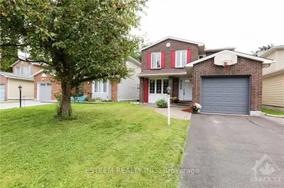 34 Rockcress Gardens, South Of Baseline To Knoxdale, On K2g 5a7