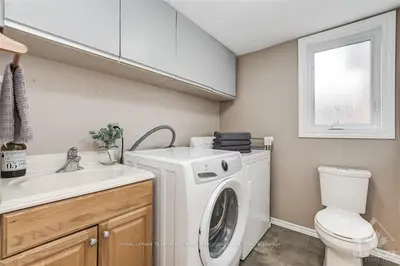 1 Bylot Court, Kanata, On K2l 2v3