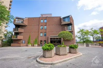 555 Wilbrod Street 702, Lower Town - Sandy Hill, On K1n 5r4