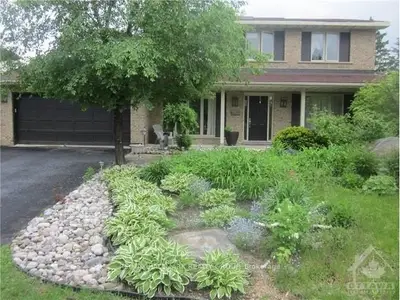 2432 Wyndale Crescent, Alta Vista And Area, On K1h 7a6