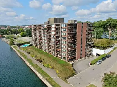 55 WATER Street E 704, Brockville, ON K6V 1A3