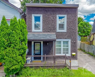 235 DESCHAMPS Avenue, Vanier and Kingsview Park, ON K1L 5Z2