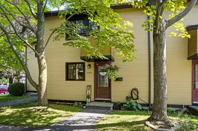 6939 Bilberry Drive, Orleans - Convent Glen And Area, On K1c 2c1