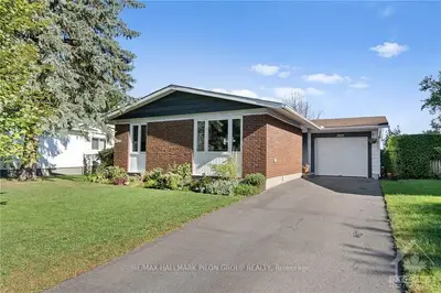 2017 Deerhurst Court, Beacon Hill North - South And Area, On K1j 8h2