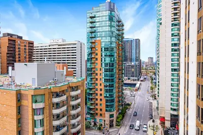 445 Laurier Avenue W 802, Ottawa Centre, On K1n 6r4