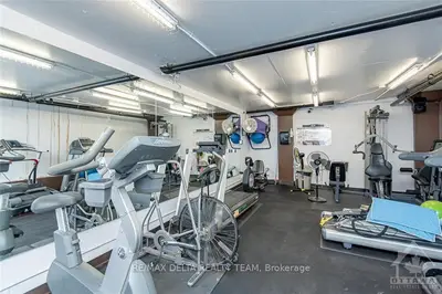 158 Mcarthur Avenue 509, Vanier And Kingsview Park, On K1l 8c9
