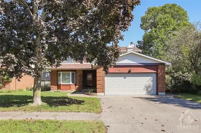 119 Waxwing Drive, Hunt Club - Windsor Park Village And Area, On K1v 9h3