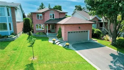 40 Huntings End Avenue, Kanata, On K2m 1r3