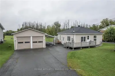 17390 Headline Road E, South Stormont, On K0c 1p0