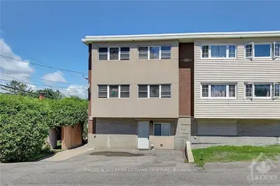 2731 MARIE Street, Britannia - Lincoln Heights and Area, ON K2B 7E5