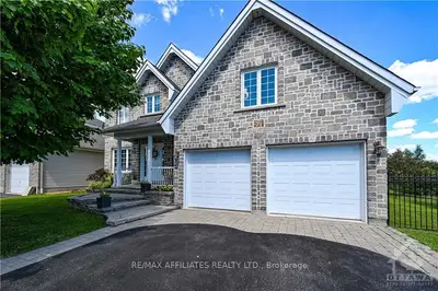 71 DAZE Street, Russell, ON K0A 1W0