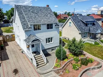 162 Loretta Avenue N, West Centre Town, ON K1Y 2J8