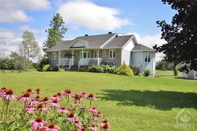 11712 COUNTY RD 2 Road, South Dundas, ON K0C 1X0