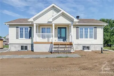 150 Clifford Campbell Street, Carp - Dunrobin - Huntley - Fitzroy And Area, On K0a 1x0