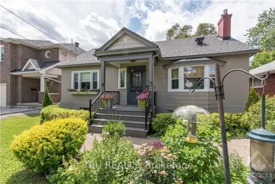 482 RICHARDSON Avenue, Woodroffe, ON K2B 5H1