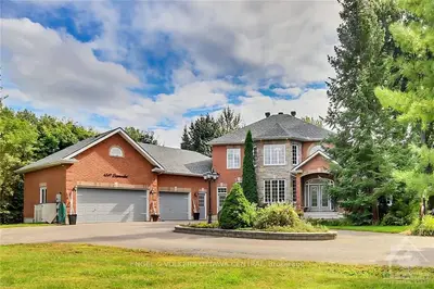 6349 DEERMEADOW Drive, Greely - Metcalfe - Osgoode - Vernon and Area, ON K4P 1M9