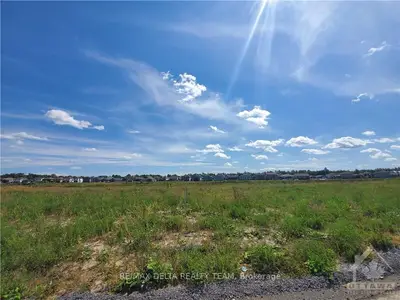 50 Parkview Terrace, Russell, On K4r 0c9
