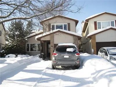 1444 Bradshaw Crescent, Cyrville - Carson Grove - Pineview, On K1b 5g2