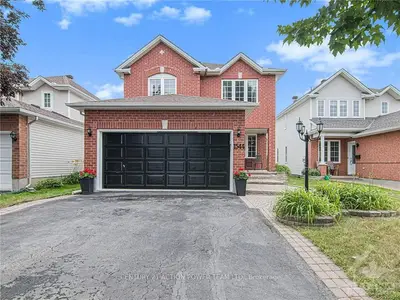 1544 SENATEURS Way, Orleans - Cumberland and Area, ON K4A 4A2