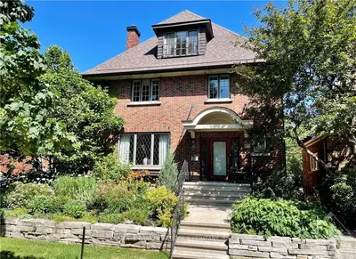 15 MONKLAND Avenue, Glebe - Ottawa East and Area, ON K1S 1Y7