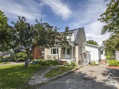 559 REDWOOD Avenue, Carlingwood - Westboro and Area, ON K2A 3E7