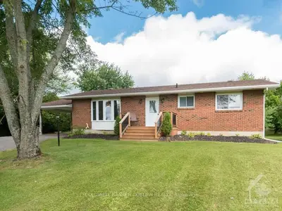 2215 ABBOTT Road, North Grenville, ON K0G 1J0
