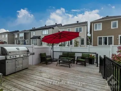 733 Summergaze Street, Kanata, On K2m 0l7