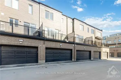 219 Makadewa, Manor Park - Cardinal Glen And Area, On K1k 4z9