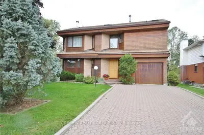 27 Paula Crescent, South Of Baseline To Knoxdale, On K2h 8y8