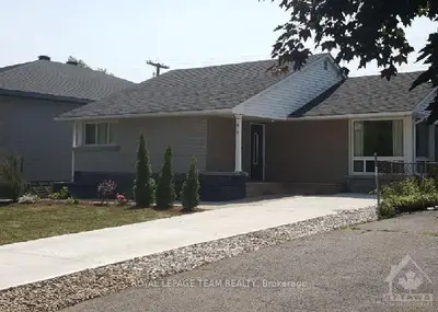 912 FAIRLAWN Avenue, McKellar Heights - Glabar Park and Area, ON K2A 3S5