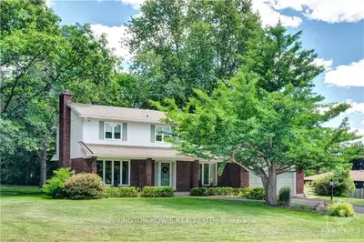 108 GLENNCASTLE Drive, Carp - Huntley Ward, ON K0A 1L0