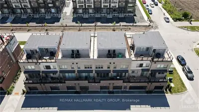 801 Mikinak Road, Manor Park - Cardinal Glen And Area, On K1k 4z9