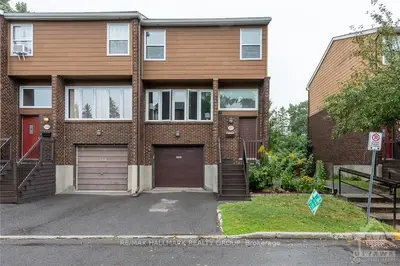 2070 ERIC Crescent, Cyrville - Carson Grove - Pineview, ON K1B 4P4