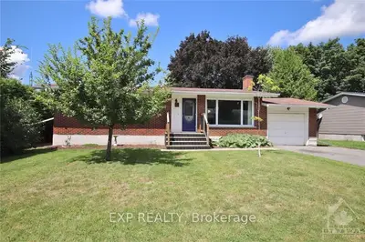 17 BLOSSOM Road, North Grenville, ON K0G 1J0