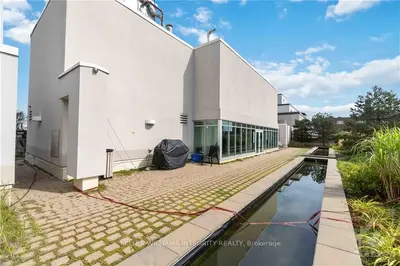 138 Somerset Street W 910, Ottawa Centre, On K2p 0a3