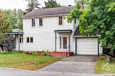 36 Sandridge Road, Manor Park - Cardinal Glen And Area, On K1k 0a9