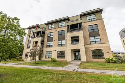 140 Montblanc 404, Orleans - Convent Glen And Area, On K1c 0b3