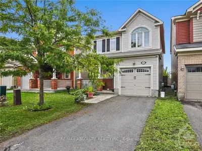 524 KHAMSIN Street, Stittsville - Munster - Richmond, ON K2S 0P8