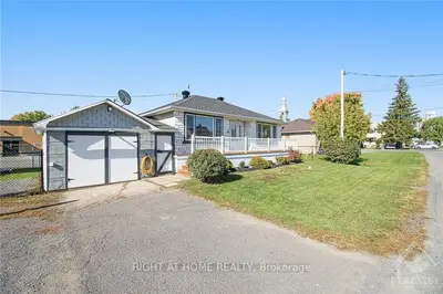 6 Hebert Street, The Nation, On K0a 3c0